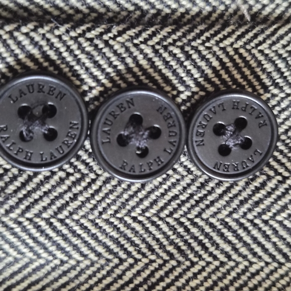 Ralph Lauren Gray Blazer with Embroidered Emblem - Picture 10 of 10